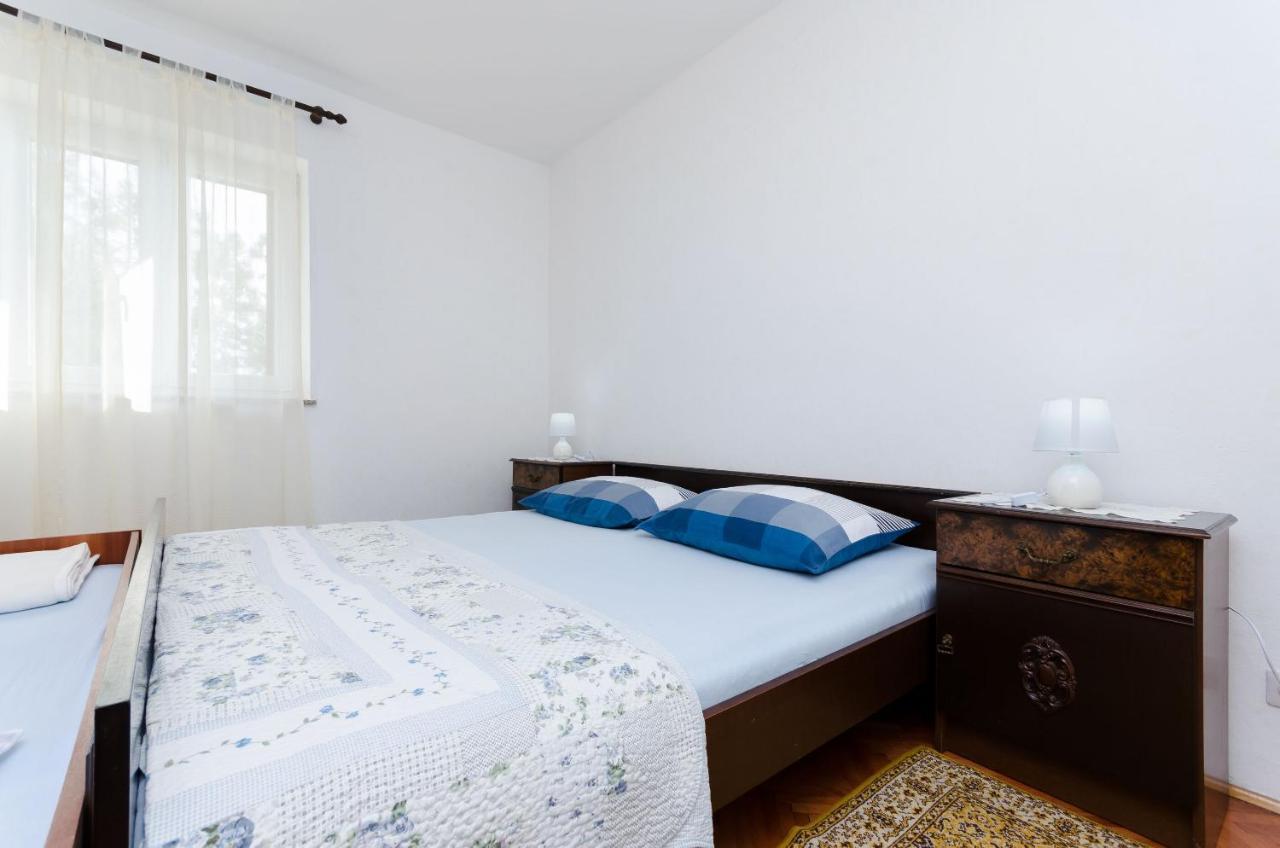 Apartment Milka Milan Senj  Bagian luar foto