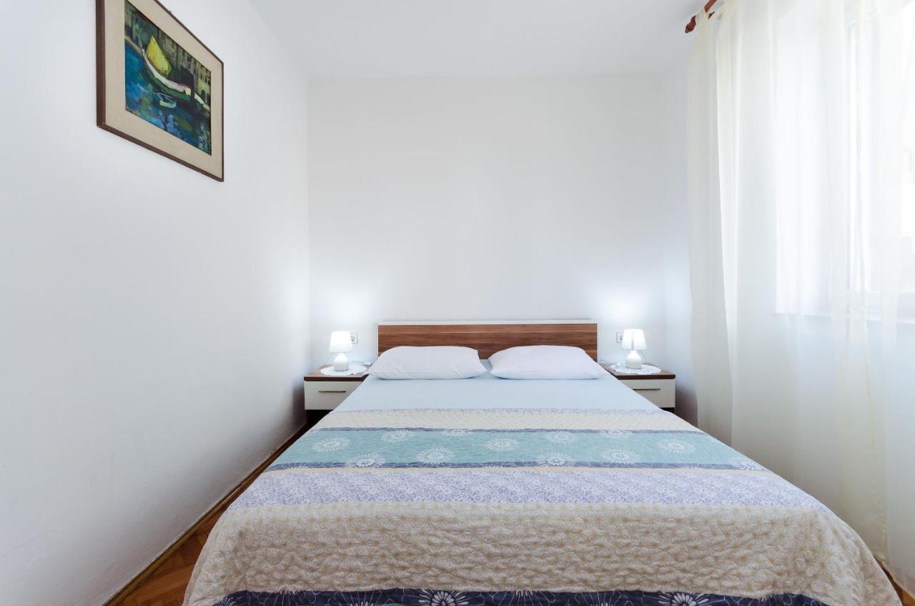 Apartment Milka Milan Senj  Bagian luar foto