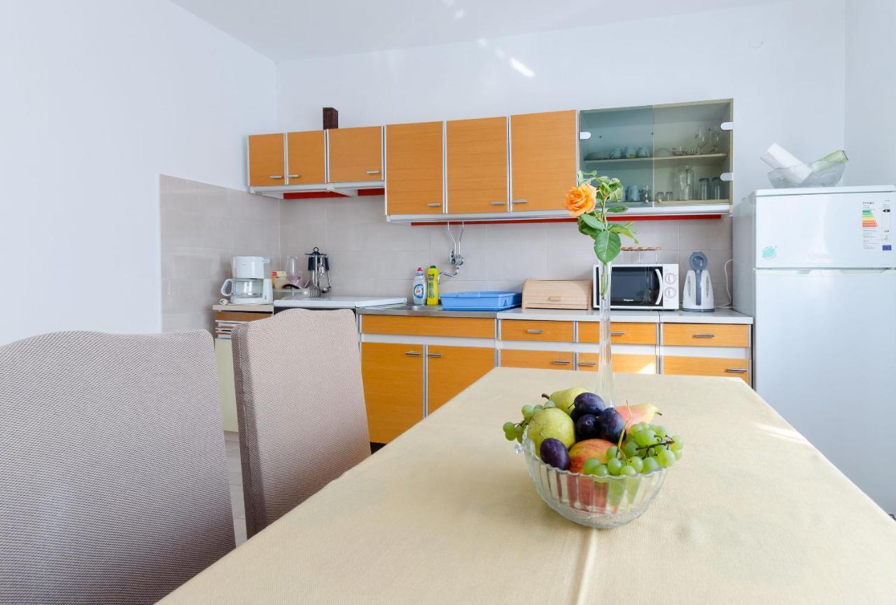 Apartment Milka Milan Senj  Bagian luar foto