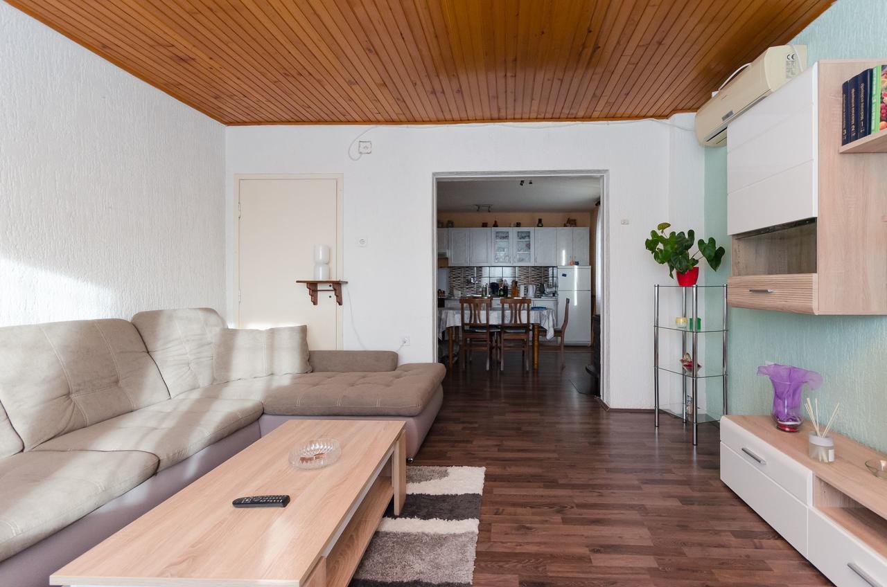 Apartment Milka Milan Senj  Bagian luar foto