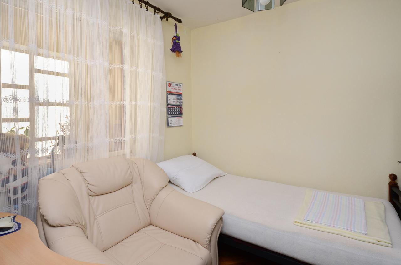 Apartment Milka Milan Senj  Bagian luar foto