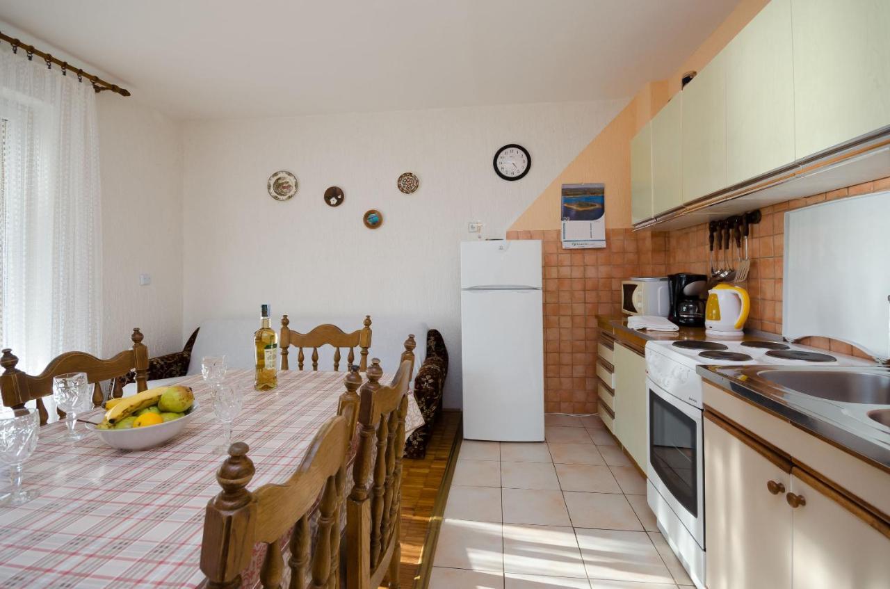 Apartment Milka Milan Senj  Bagian luar foto